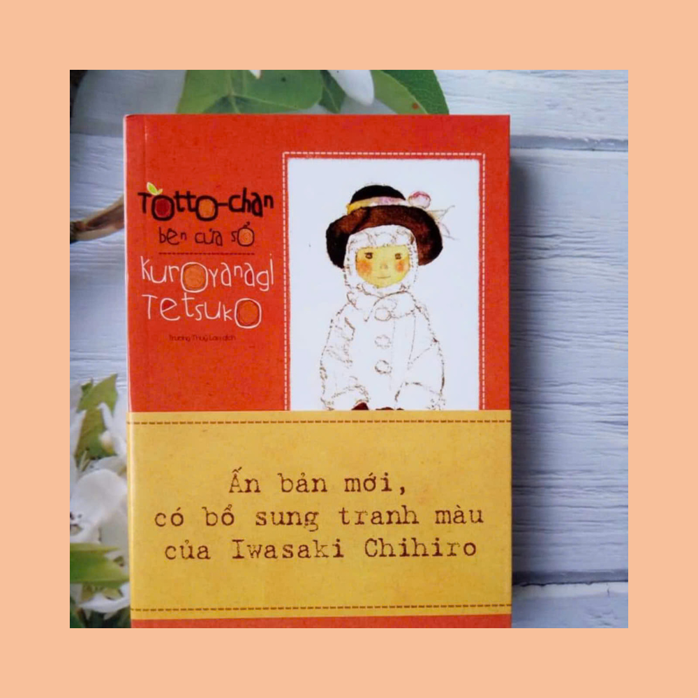 Cuốn sách Totto-Chan bên cửa sổ