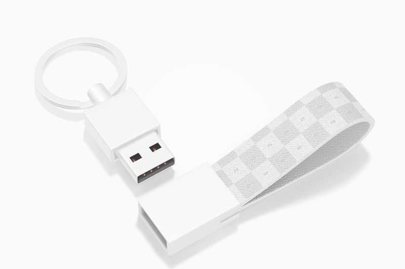 Mockup thẻ nhớ dữ liệu USB màu bạc xanh dương PSD