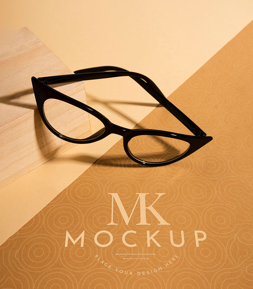 Mockup kính thời trang mẫu K80 file PSD