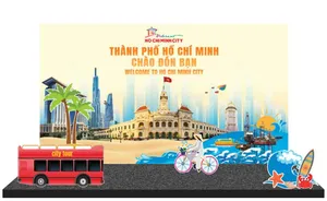 Thành phố Hồ Chí Minh chào đón bạn – Welcome to Ho Chi Minh City File Corel